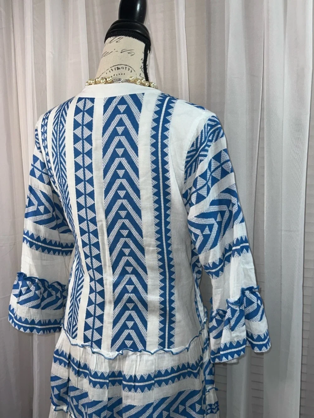THML Light Blue and White Women's Top - Picture 8 of 9